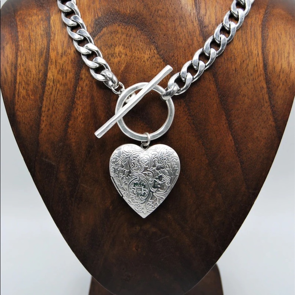 Women’s Stainless Steel Heart Pendant & Toggle